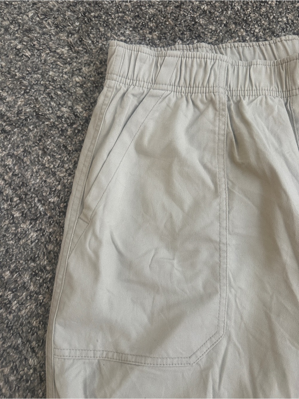 Old Navy High Rise Pulla Utility Pants - Picture 4 of 9